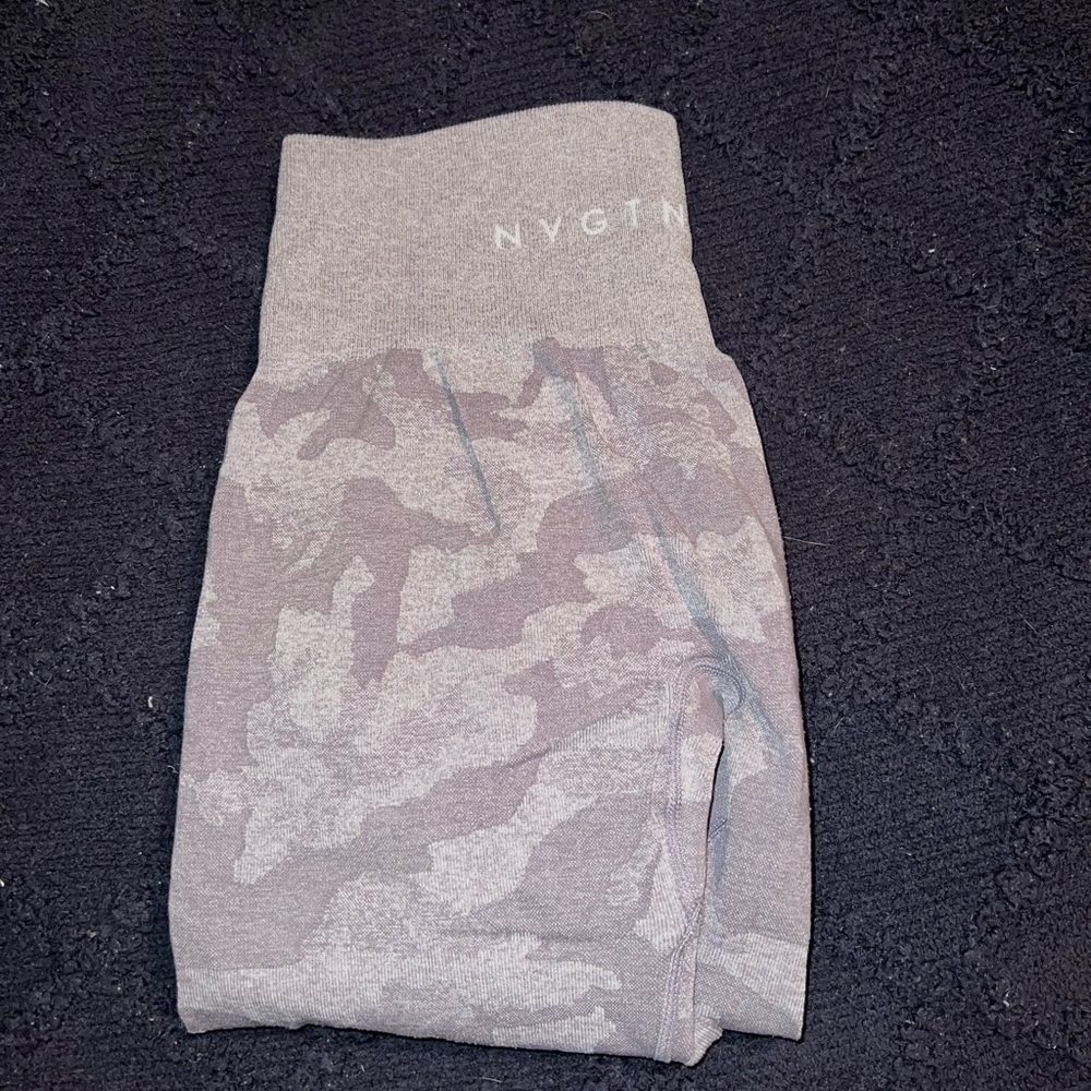 NVGTN grey camo legging